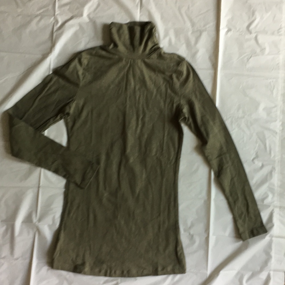 Olive Green Turtleneck Long Sleeve Top- Sz Small - Picture 6 of 11